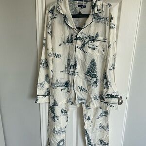 Women's White and Green Pajama Set